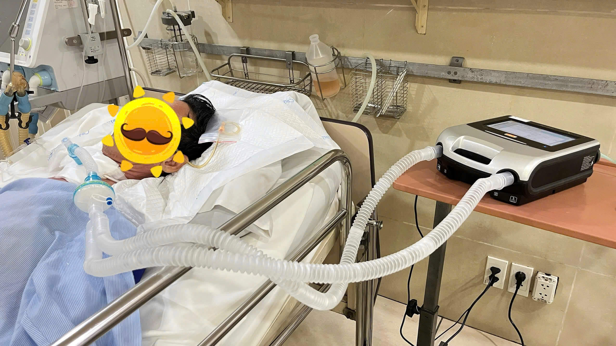 VietHealthMed cung cấp dịch vụ thuê máy thở ICU ResMed Astral 150 với quy trình tư vấn, bàn giao thiết bị, hướng dẫn sử dụng và hỗ trợ kỹ thuật trong suốt thời gian thuê.